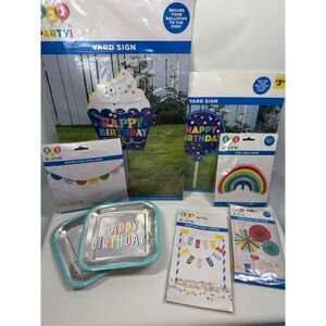 D28    Party Decorations- 8 piece party decorations, balloon, plates, yard signs